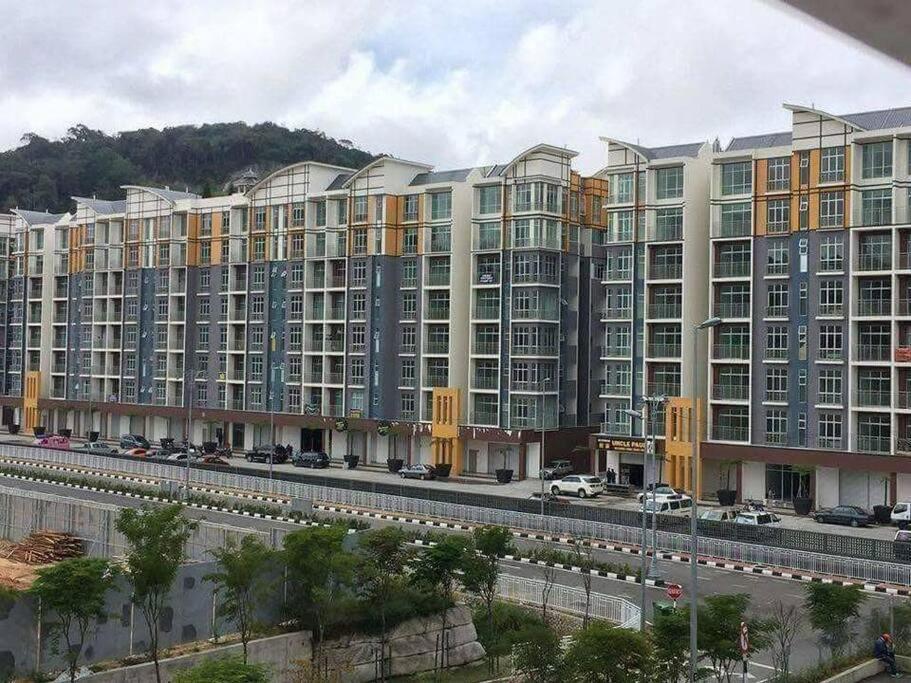 W39C Warmstay Atgoldenhill Nightmarket 2R Wifi Carpark Brinchang Extérieur photo